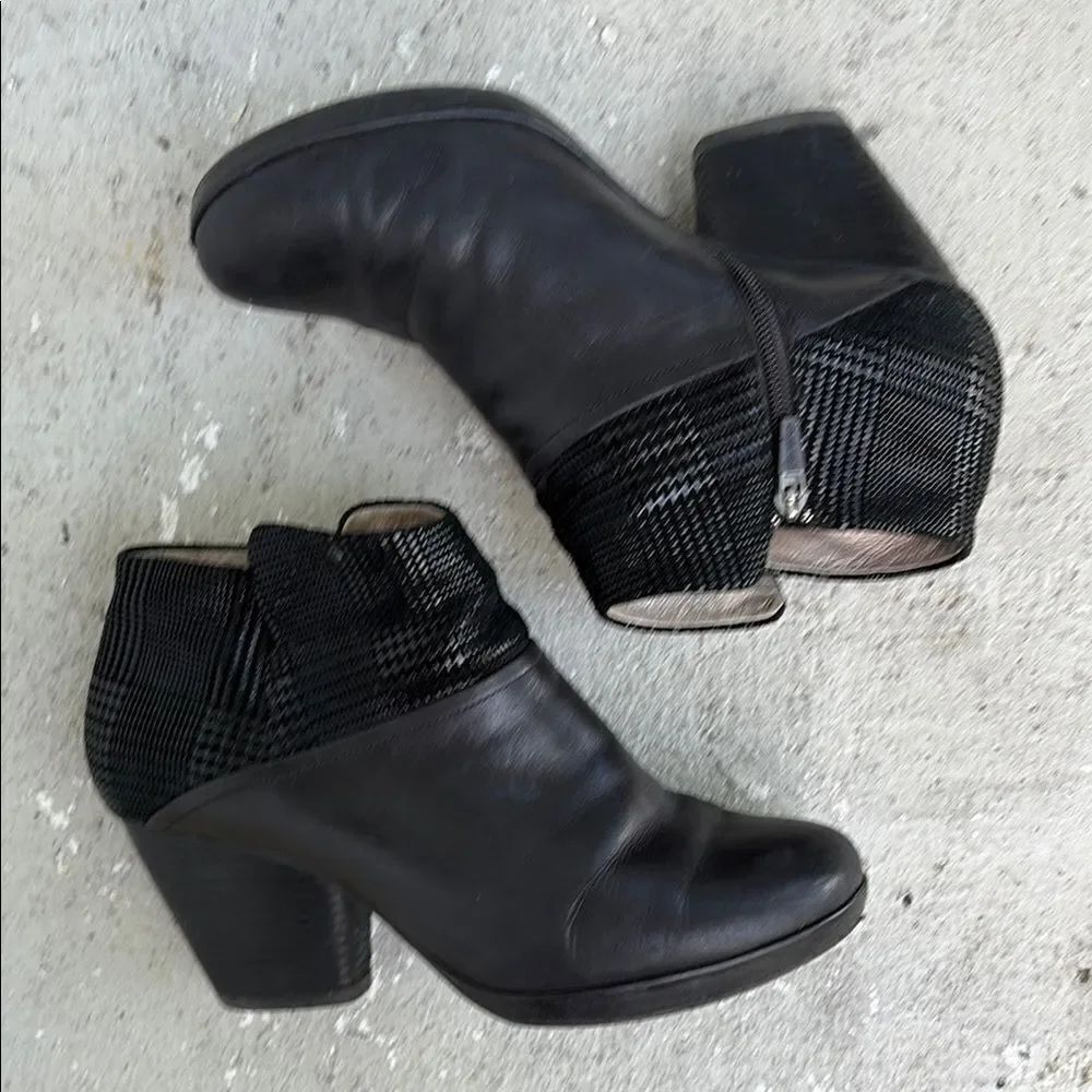 Dansko Miley ankle boots